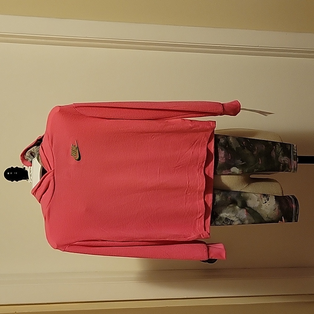 NWT: NIKE Snowtime Leggings and Hoodie Set